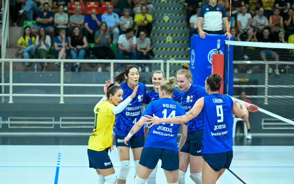 所以朱婷对, 对手三局都 所以朱婷对, 对手三局都