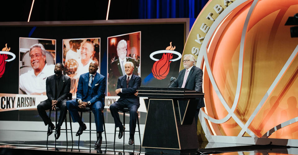 RrM, 斯致以敬意, 哈斯勒姆 RrM, 斯致以敬意, 哈斯勒姆