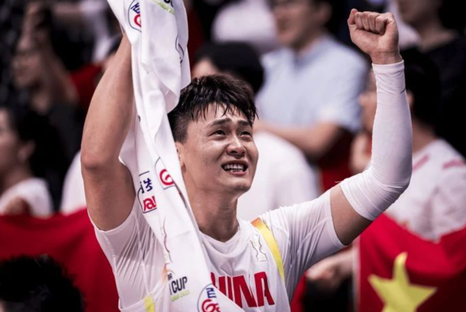 总是全力以 总是全力以